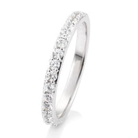 alliancering med diamanter i hvidguld