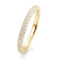 Alliancering i guld med 2 rækker diamanter