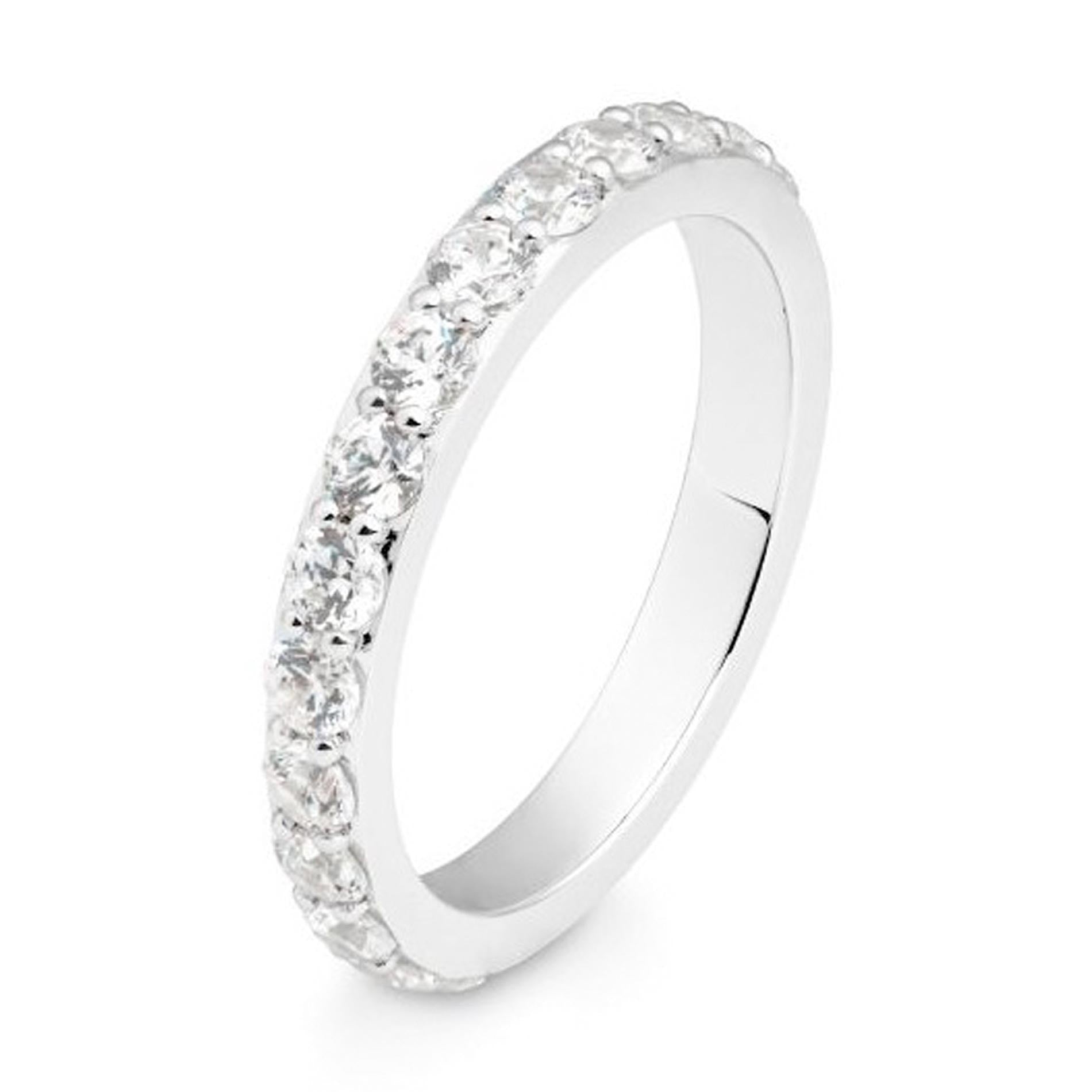 Alliancering i hvidguld med diamanter