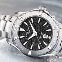 Certina DS Action dame dykkerur i stål med sort skive, set forfra