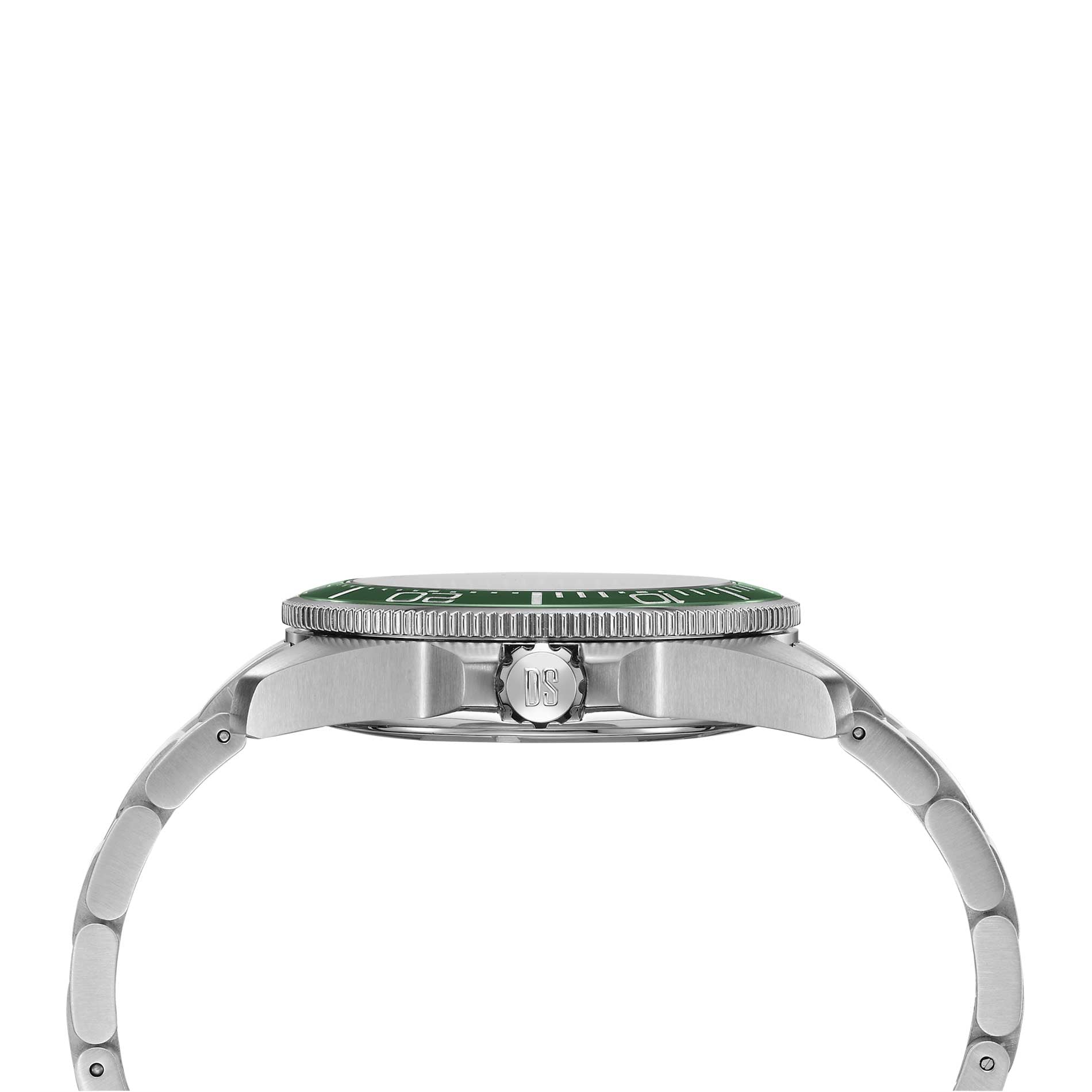 Certina DS Action Diver automatisk herre dykkerur i stål med grøn skive, set fra siden