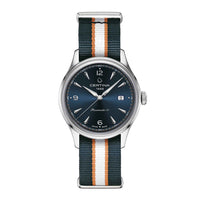 Certina DS Powermatic 80 herreur med blå skive og flerfarvet natorem, set forfra