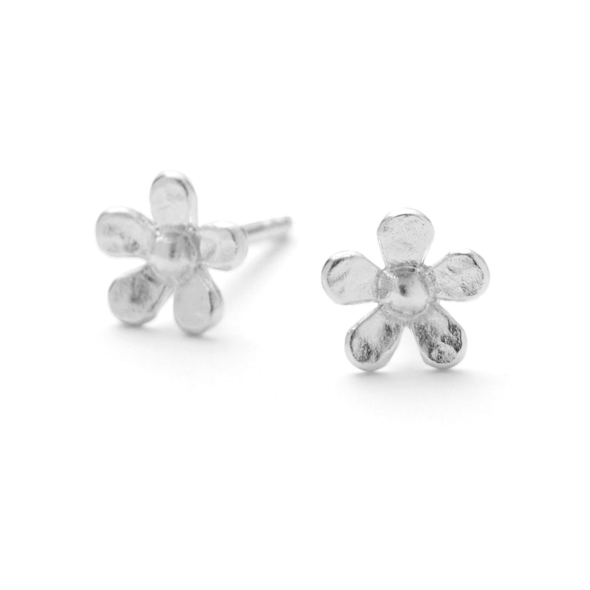 Pernille Corydon ørestikker i sølv