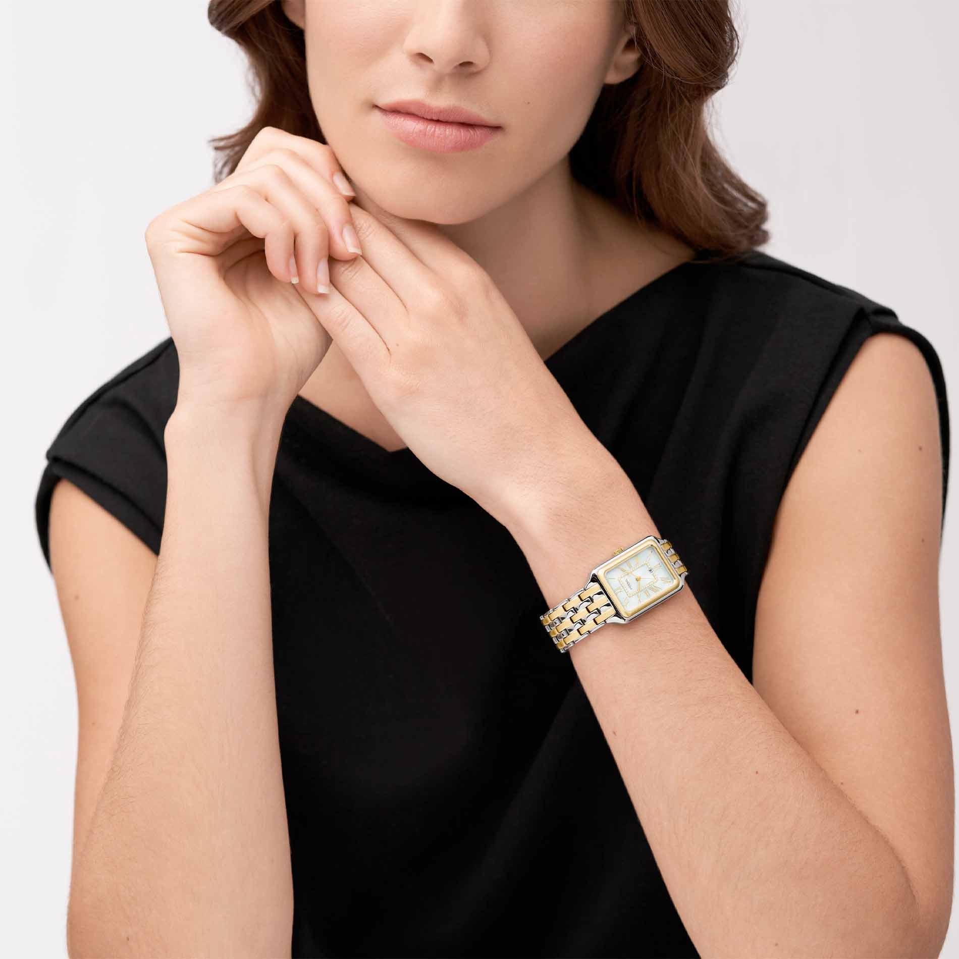 Firkantet Fossil ur i two-tone stål med perlemor skive