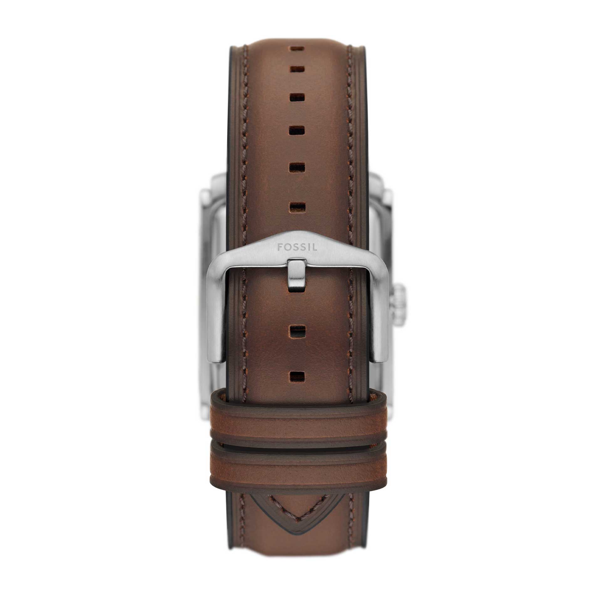Firkantet Fossil ur med creme urskive og brun læderrem