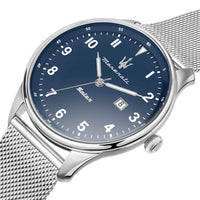 Maserati Tradizione med mesh lænke, set tæt på skiven