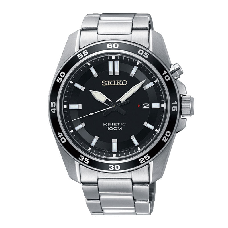 Seiko herreur i stål med sort urskive og sort krans. Uret ses forfra.