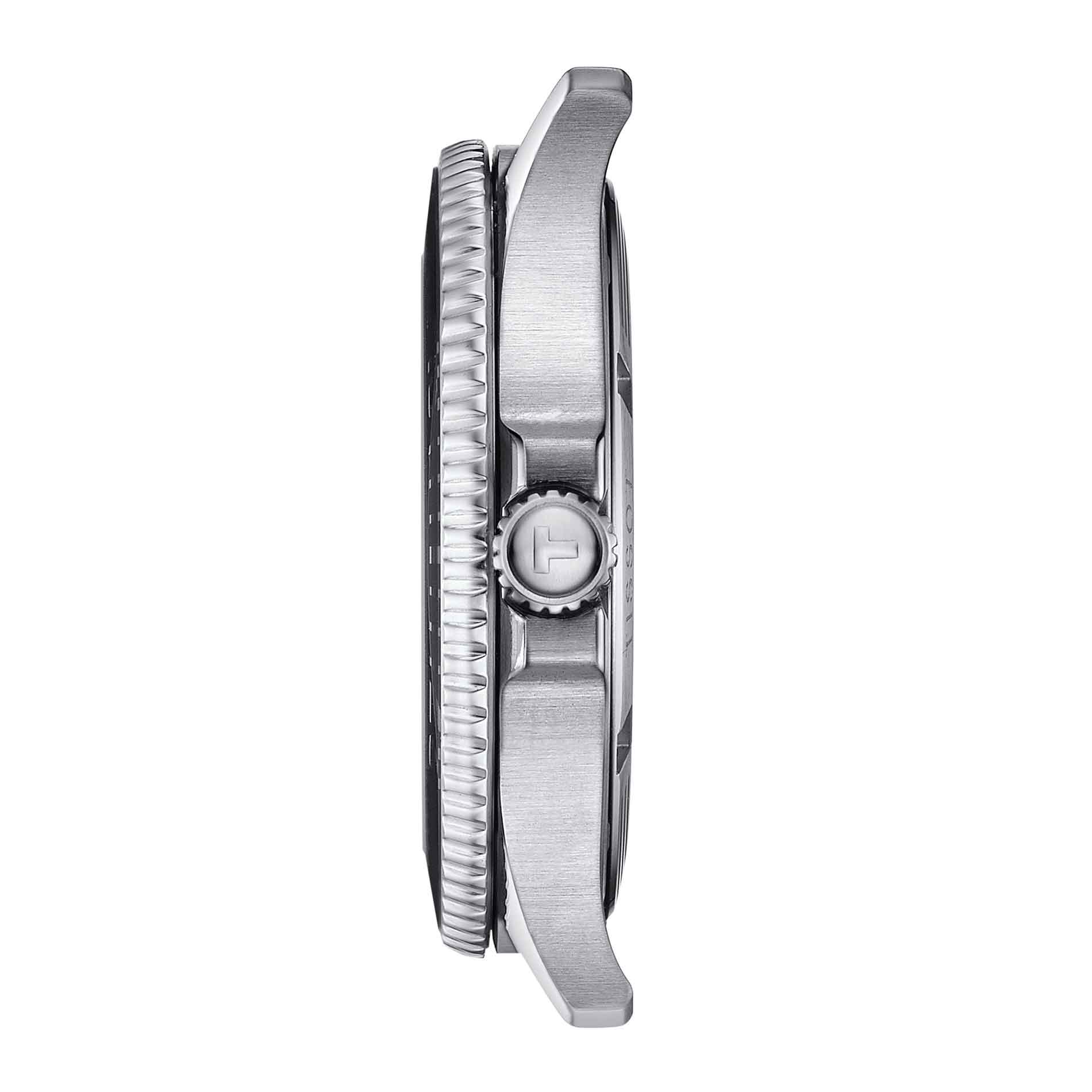 Klassisk dykkerur i stål med sort skive og krans, set fra siden