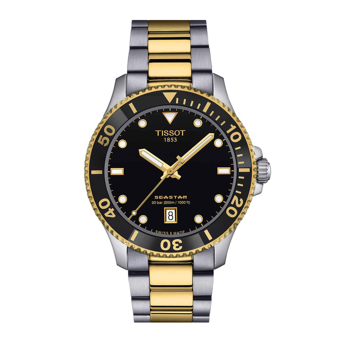 Klassisk dykkerur til mænd i guld og stål med sort skive med guld detaljer, set forfra