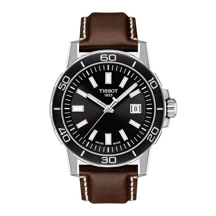Herreur i stål med brun læderrem og sort skive fra tissot, set forfra