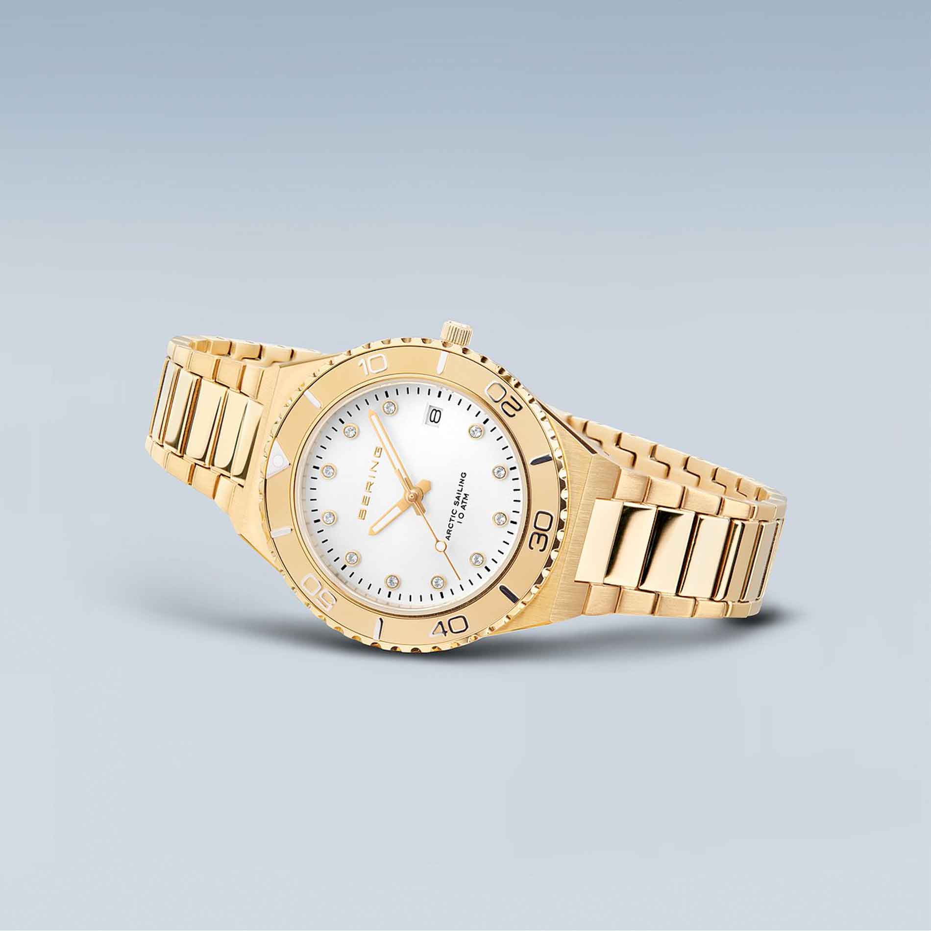 Bering ur i guldtonet rustfrit stål med hvid skive