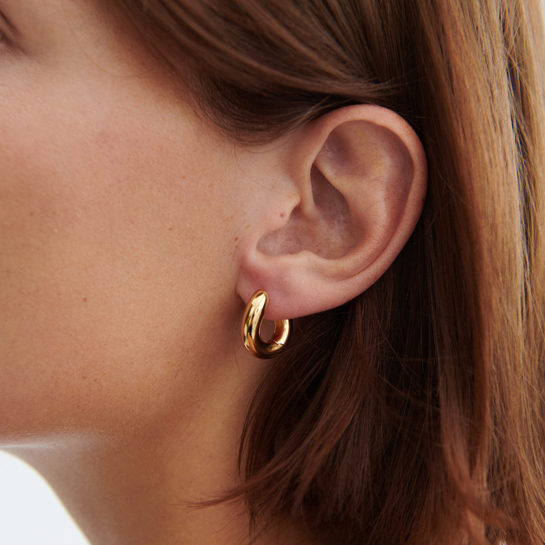 Pernille Corydon Flowing Stream Huggies i sølv