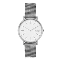 Skagen dameur i rustfrit stål med indeksmarkeringer på urskiven og meshlænke. Uret ses forfra.