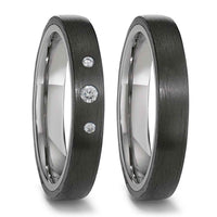 Vielsesringe i carbon og titanium med tre diamanter i den ene ring