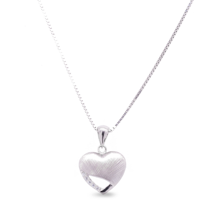 Sølv halskæde med hjertevedhæng med zirkonia