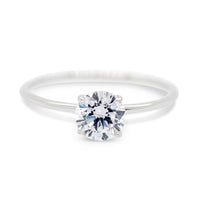 Sølv ring med zirkonia sten packshot