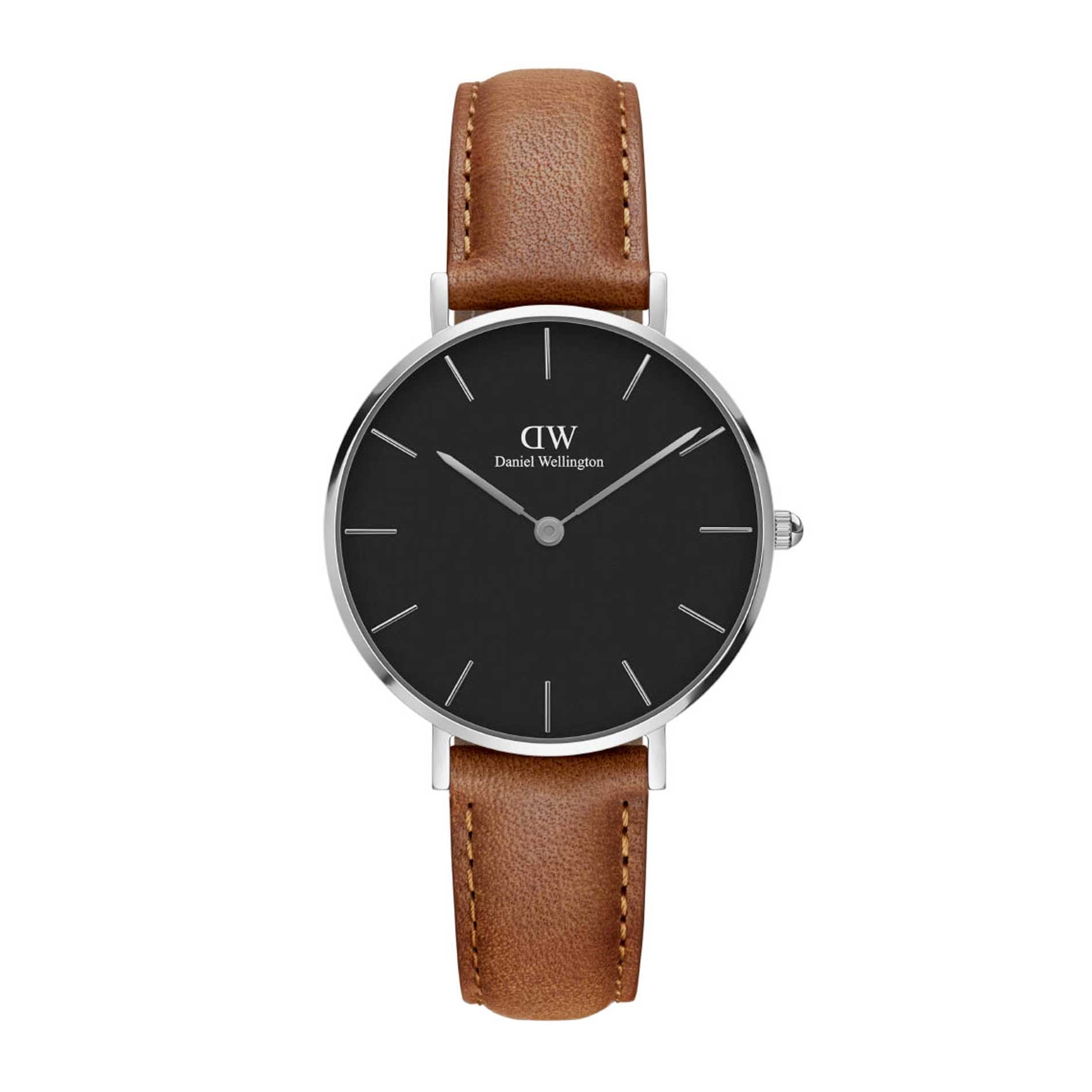 Daniel Wellington ur i stål med sort skive og brun læderrem