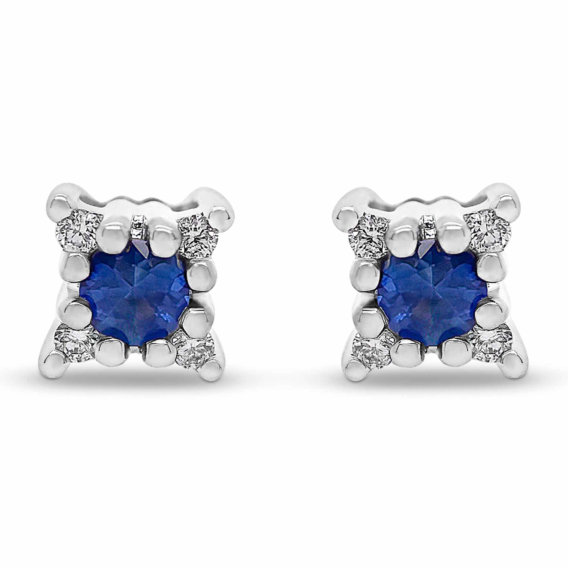 Diamantørestikker i hvidguld med blå safir