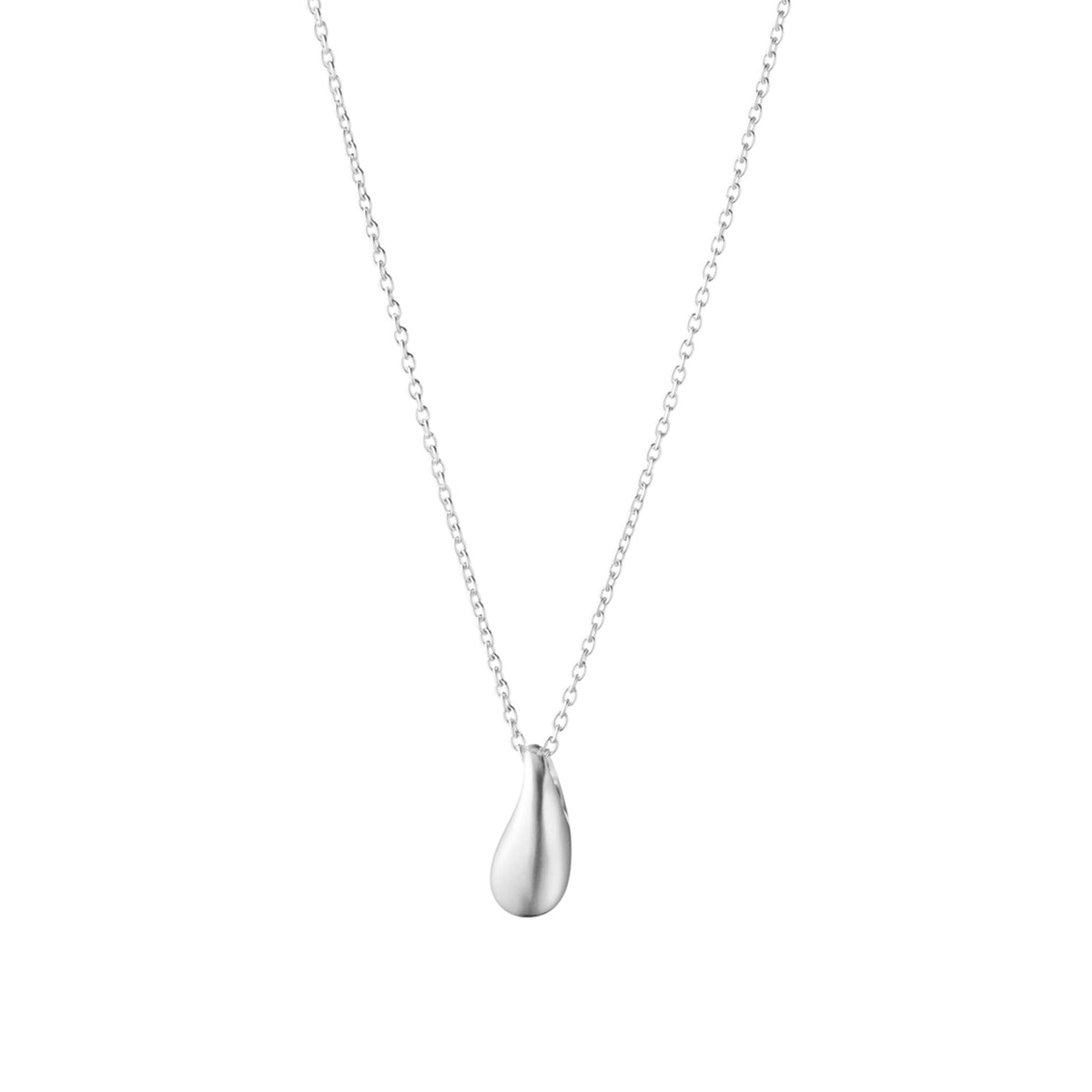 Georg Jensen Reflect Mini dråbevedhæng i sølv tæt på