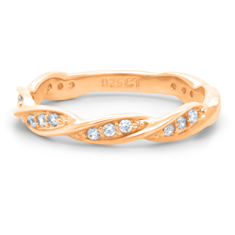 Forgyldt Hazel ring i sølv med snoet design og zirkonia, vist forfra