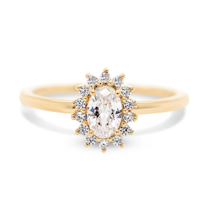 Forgyldt ring med zirkonia sten packshot
