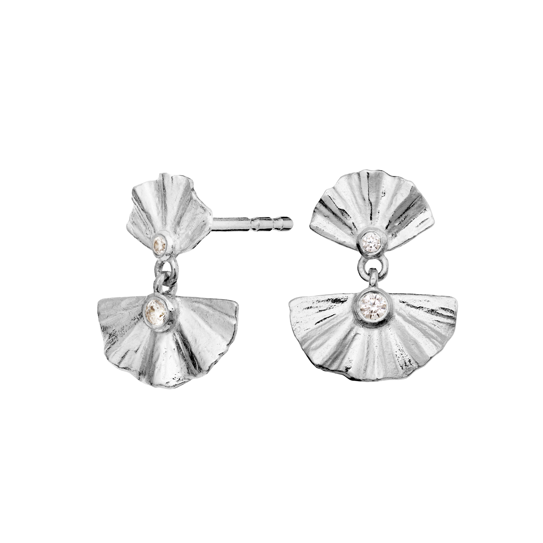 MAANESTEN ØRERINGE I SØLV