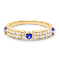 Guldring med diamanter og safir