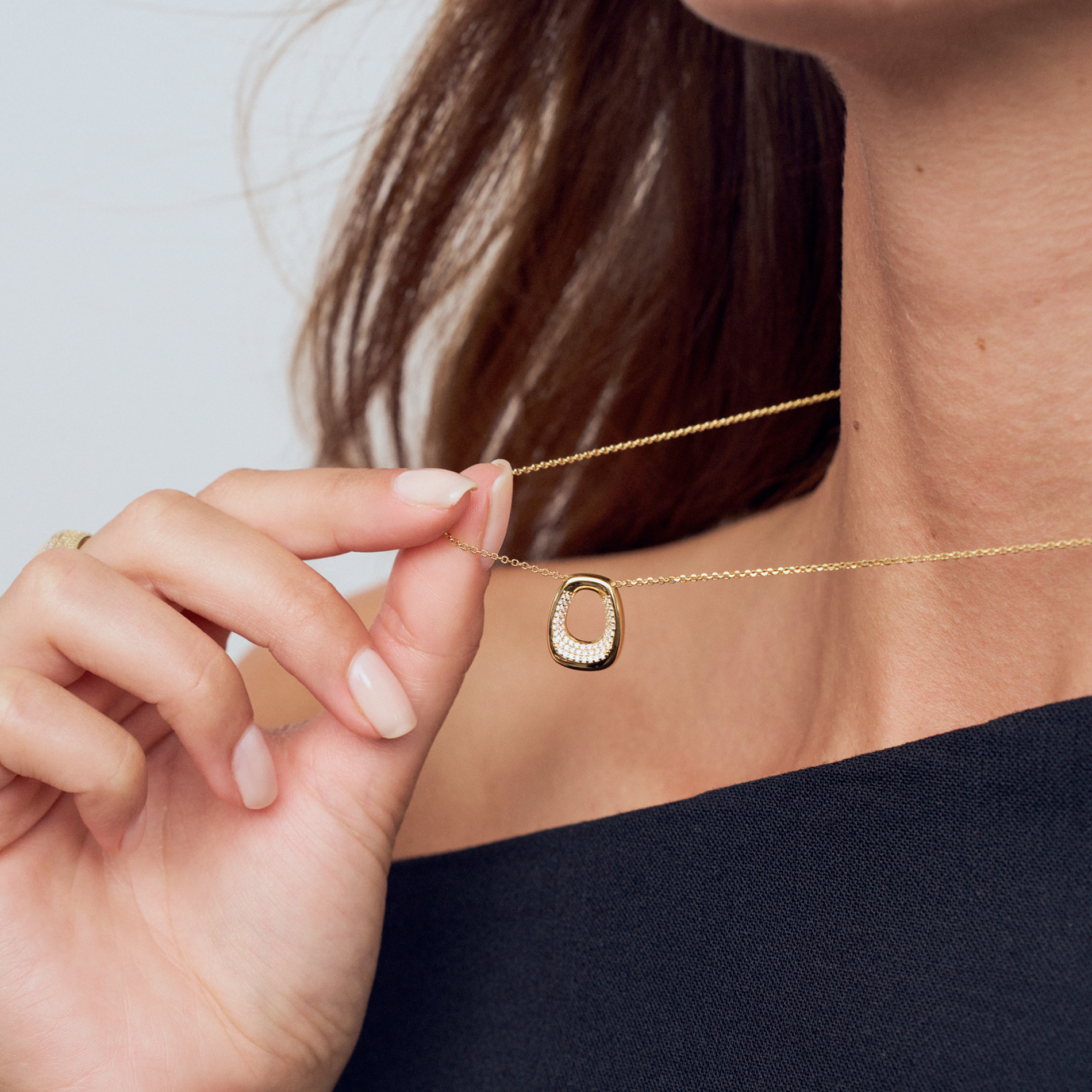 SIF JAKOBS HALSKÆDE I FORGYLDT