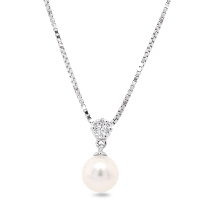 Diamantvedhæng i 18 karat hvidguld med perle på sølv kæde