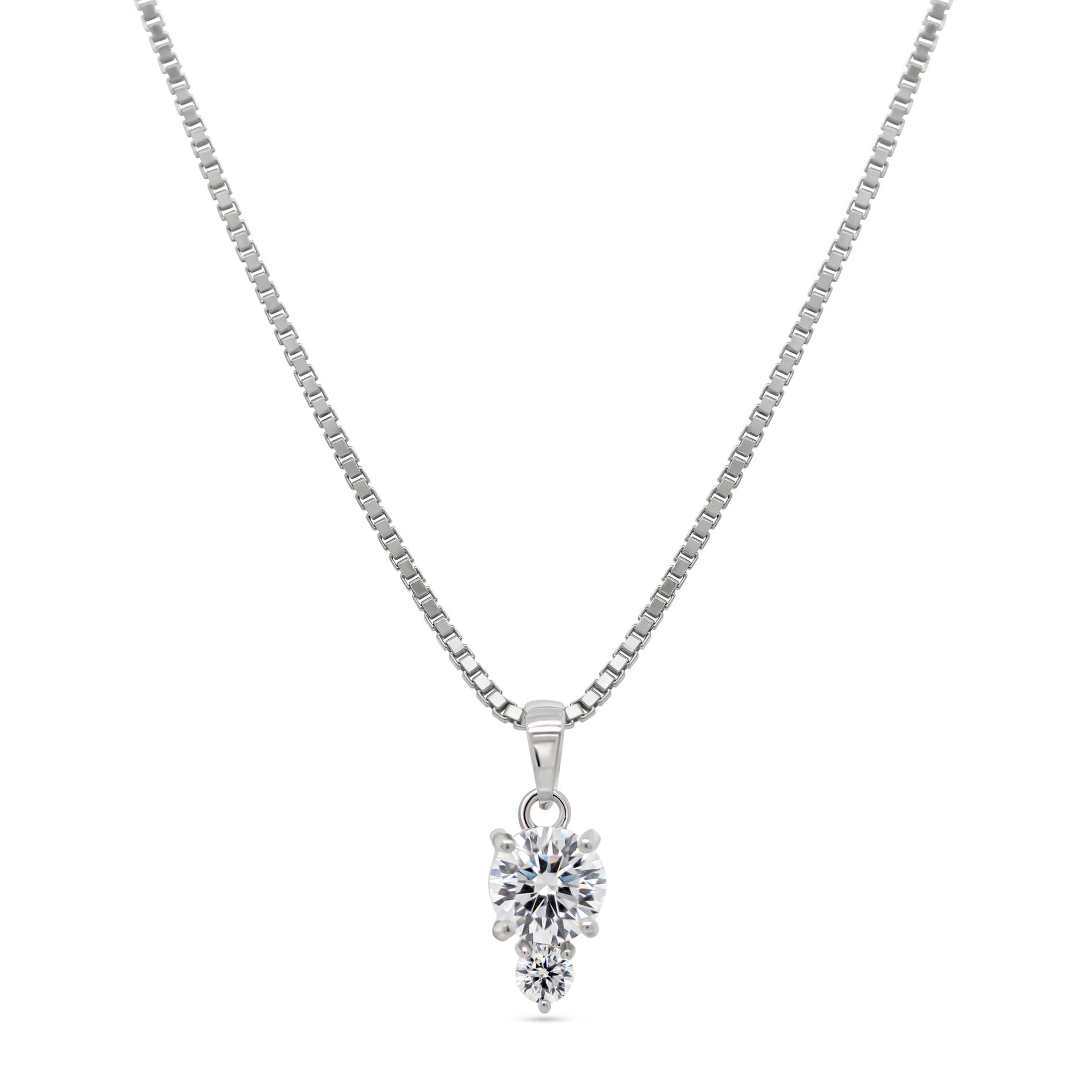 Sølvhalskæde med zirkonia sten packshot
