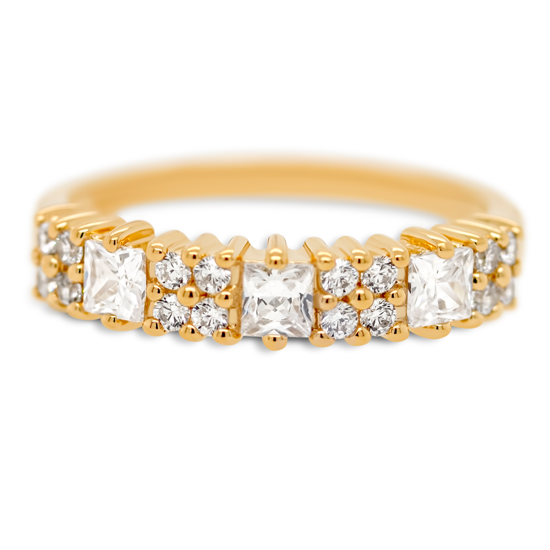 Packshot af Venice ring i forgyldt sølv med zirkonia