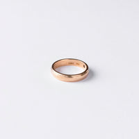 Vintage ring i 14 karat guld med en blå sten