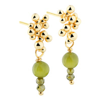 Aqua Dulce Aya Olive øreringe i 14 kt forgyldt sterling sølv med grøn jade, glas og dekorative gyldne detaljer