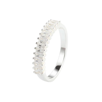 Aqua Dulce Philina ring i 925 sterlingsølv med klare zirkonia i række