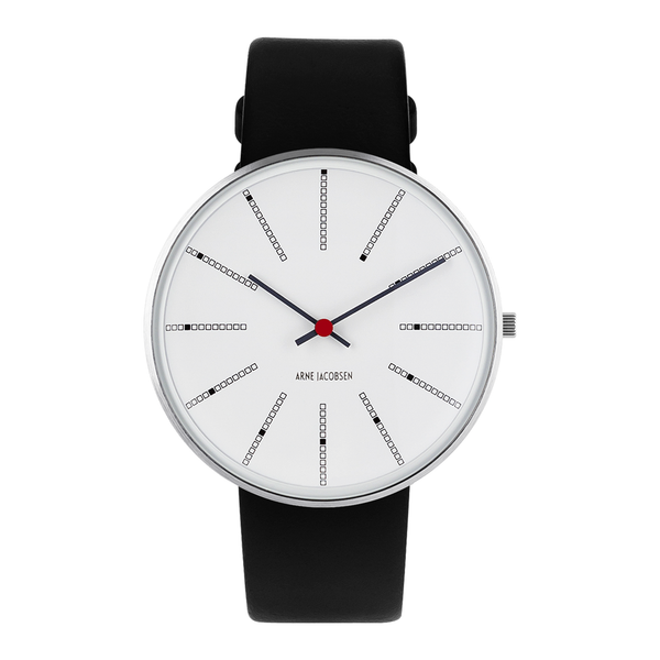 Frontvisning af Arne Jacobsen Bankers armbåndsur med hvid urskive.