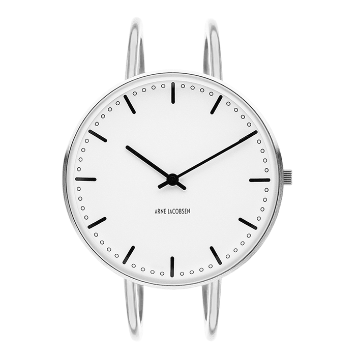 Frontbillede af Arne Jacobsen City Hall ur med hvid urskive og armring i poleret stål.