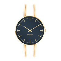 Frontbillede af Arne Jacobsen City Hall Oxford Blue ur med forgyldt armring.