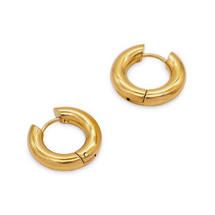 Bay by Aqua Dulce Hoop Small 18 mm model B6362 guldfarvede creoler i 18 karat PVD-belagt rustfrit stål
