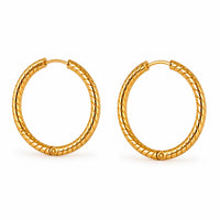 Bay by Aqua Dulce Veya 20 mm Hoops øreringe i guldfarvet finish, set forfra