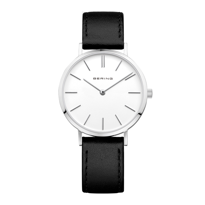 Sølvfarvet Bering Classic ur med minimalistisk design