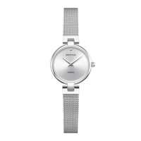 Bering 17724-000 minimalistisk dameur med diamant og rustfri stål meshrem