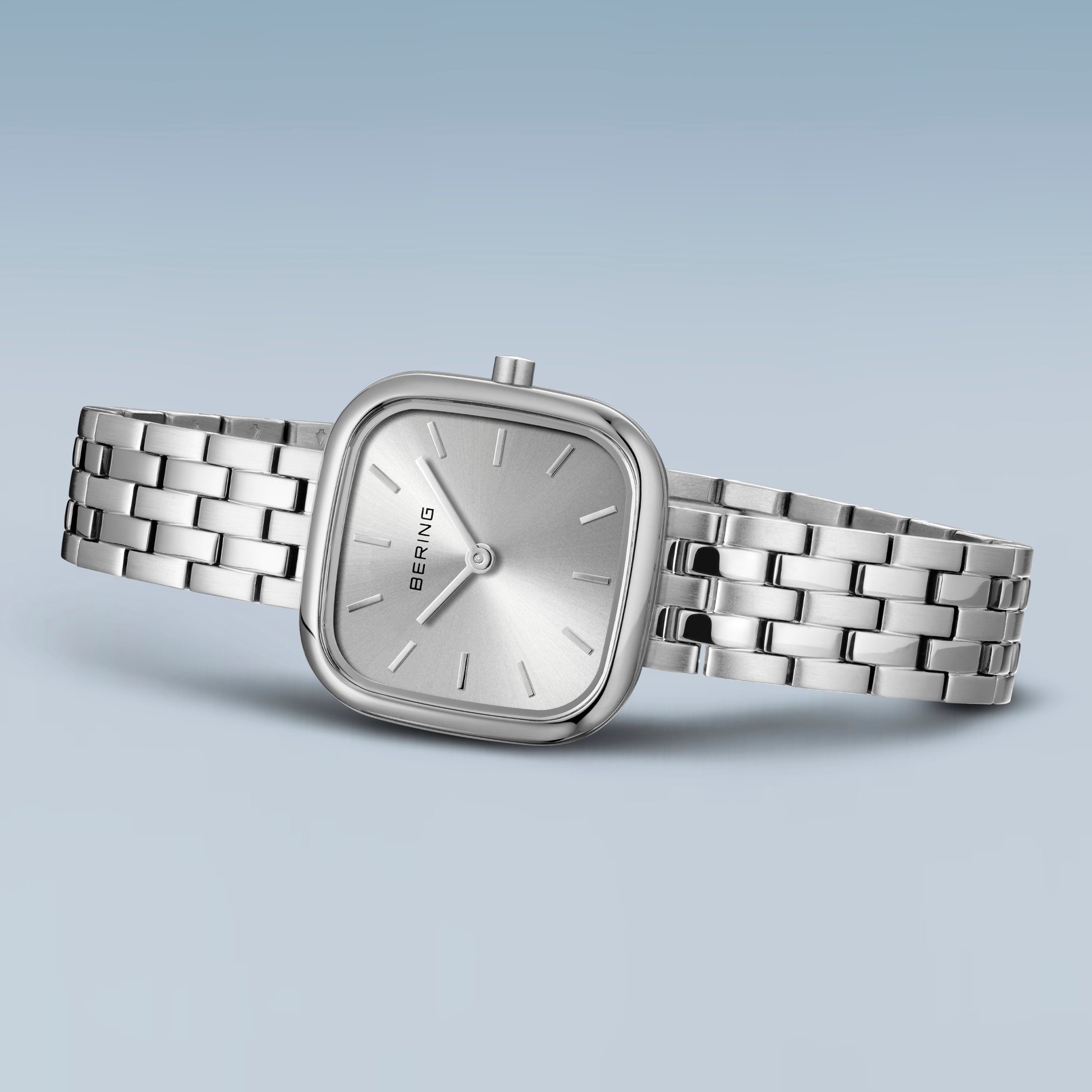 Bering Classic 26 mm model 17926-704 med sølvfarvet urskive og lænke i rustfrit stål