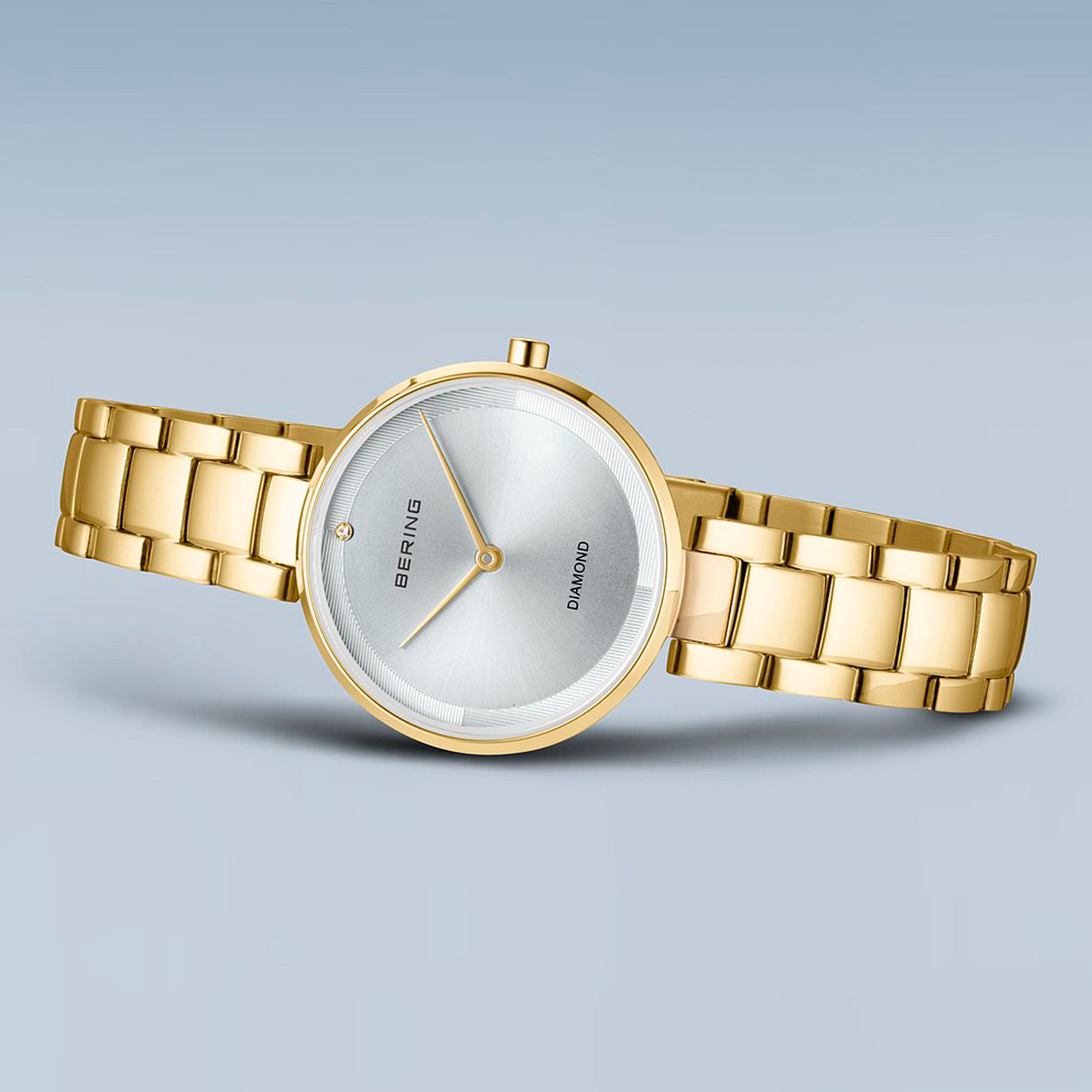 Bering Classic 30 mm dameur model 17529-730 i guldfarvet stål med sølvfarvet urskive