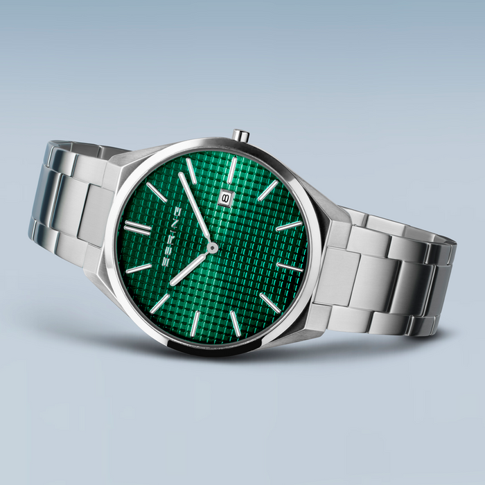 Frontvisning af Bering Ultra Slim 40 mm med grøn urskive og datovisning