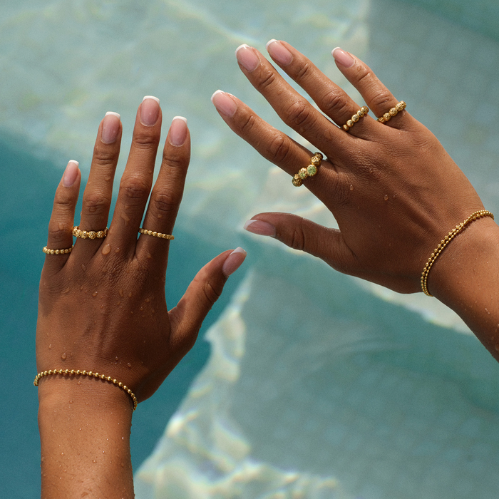 camille-brinch-large-wavy-dots-ring-forgyldt