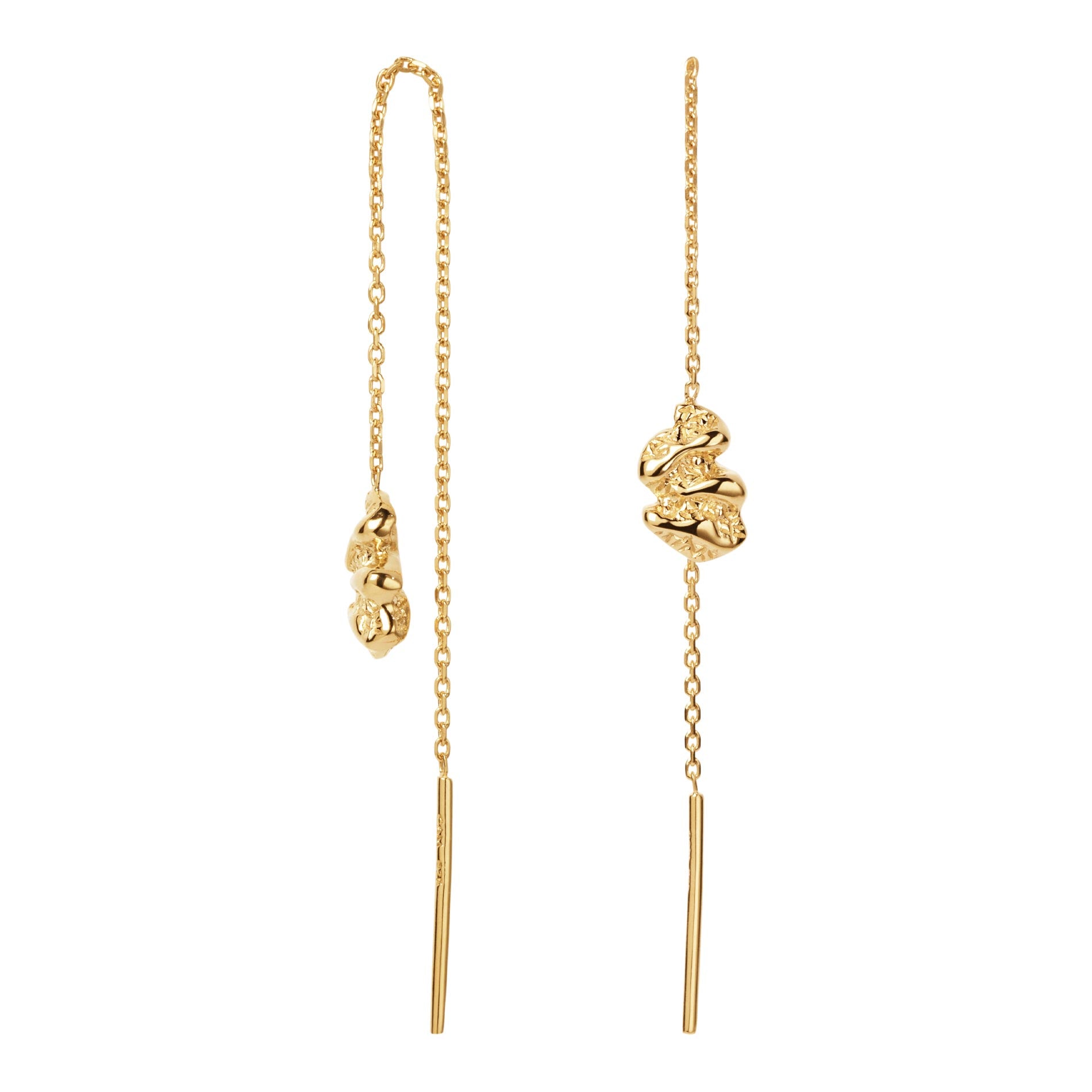 Camille Brinch Lille Sway Zebra Earlines i 22 karat forgyldt sterling sølv, 50 mm, med Zebra-vedhæng