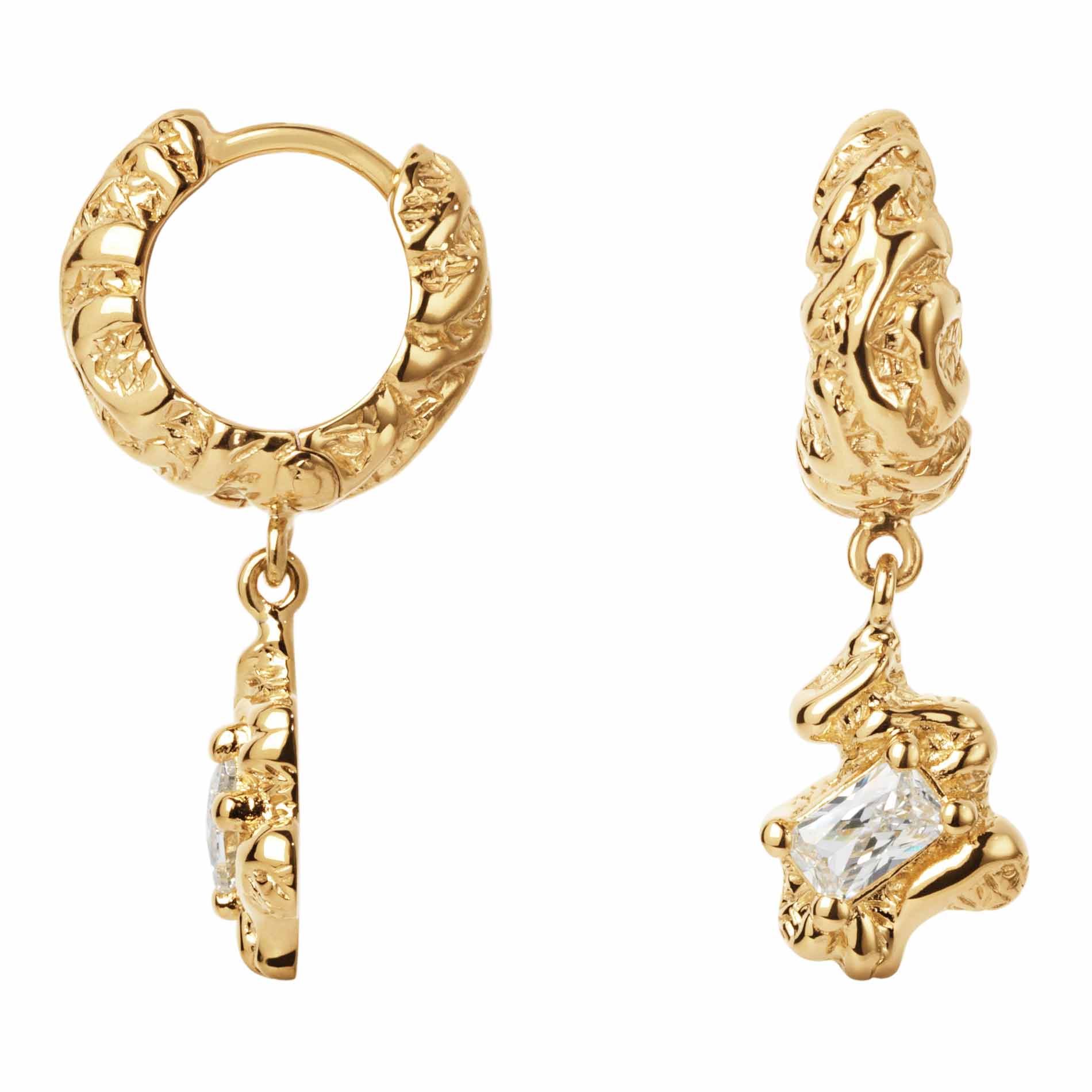 Camille Brinch Store Flare Zebra Hoops i 22 karat forgyldt sterling sølv med hvid zirkonia
