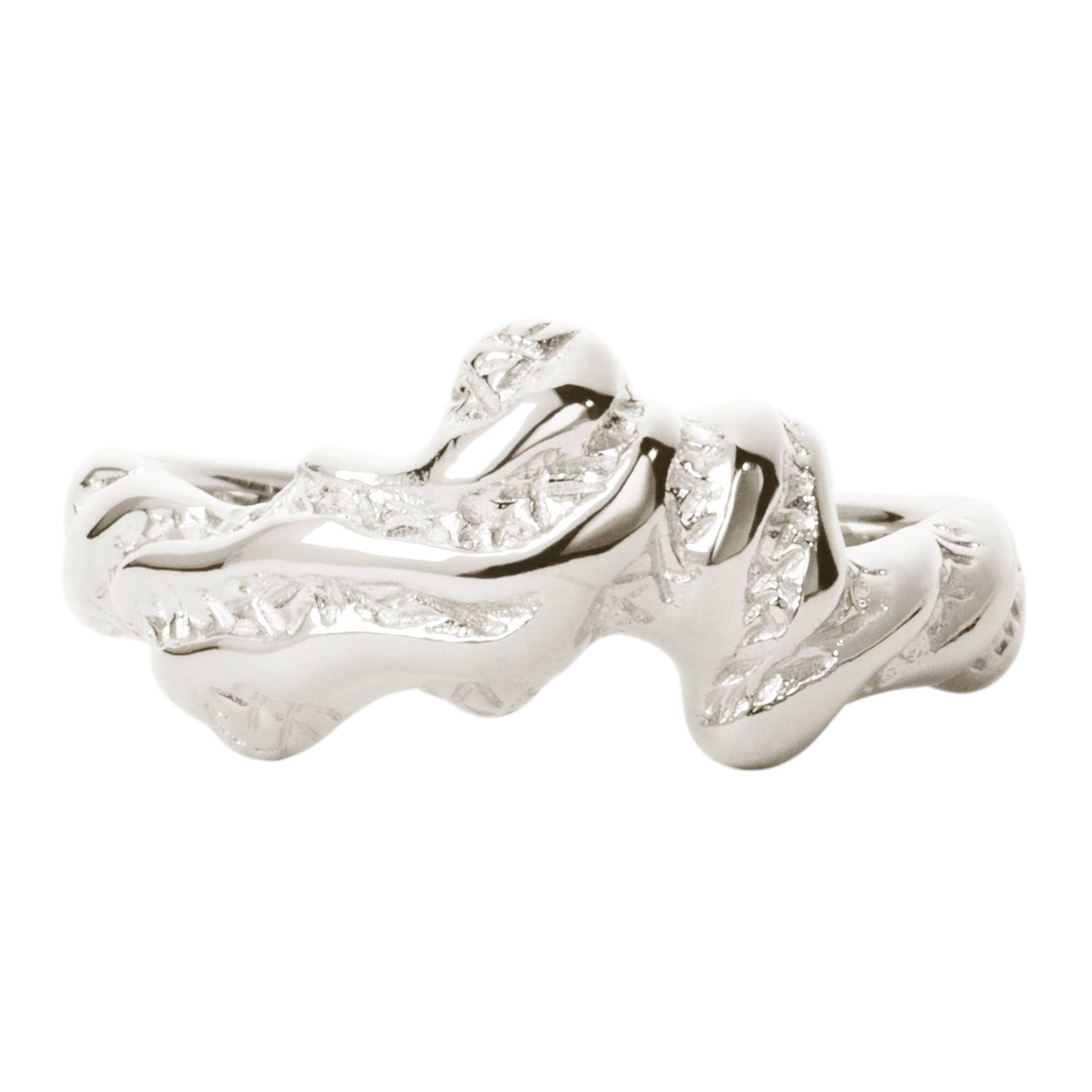 Camille Brinch Sway Zebra Ring i 925 sterling sølv med organisk Zebra-design og rhodiumbelagt overflade