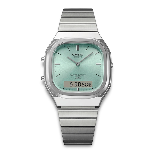 Casio Vintage AQ-240E-2AEF med lyseblå urskive