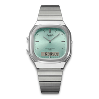 Casio Vintage AQ-240E-2AEF med lyseblå urskive